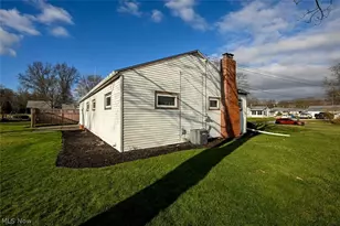 5838 Harter Home Dr, Akron, OH 44319 - Photo 6