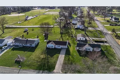 5838 Harter Home Drive, Akron, OH 44319 - Photo 8