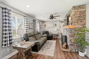 747 Killian Rd, Coventry, OH 44319 - Photo 4