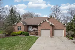 1044 Ledgebrook Dr, Tallmadge, OH 44278 - Photo 1