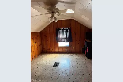 2228 E 30th Street, Lorain, OH 44055 - Photo 4