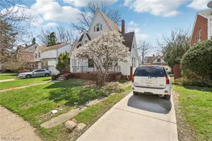 22350 Tracy Ave, Euclid, OH 44123 - Photo 2
