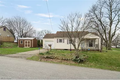 4454 2nd Street NW, Canton, OH 44708 - Photo 2
