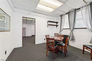 70 4th St NW, Barberton, OH 44203 - Photo 12