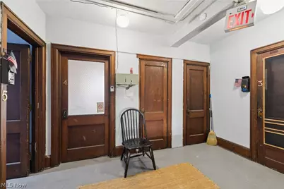 70 4th Street NW, Barberton, OH 44203 - Photo 28