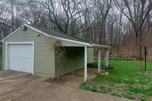 2215 Clyde St, Poland, OH 44514 - Photo 6