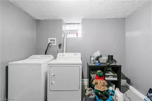 994 Moeller Ave, Akron, OH 44307 - Photo 20