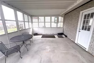 511 Edison St, Struthers, OH 44471 - Photo 34