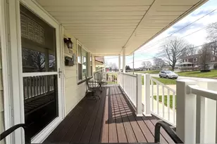 511 Edison St, Struthers, OH 44471 - Photo 2