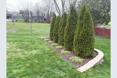 511 Edison Street, Struthers, OH 44471 - Photo 38