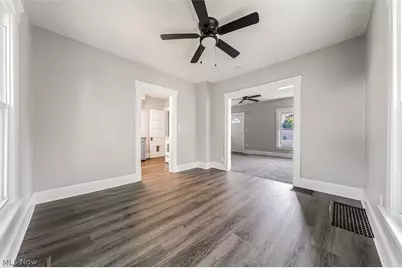 703 E River Street, Elyria, OH 44035 - Photo 4