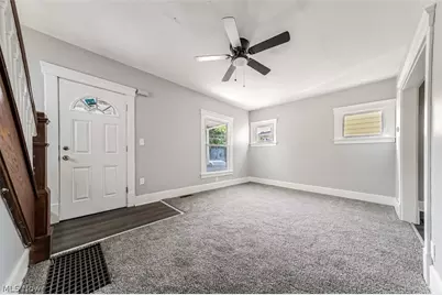 703 E River Street, Elyria, OH 44035 - Photo 6