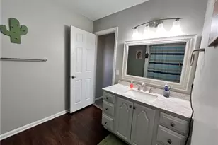 409 King St, Fairport Harbor, OH 44077 - Photo 12