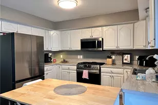 409 King St, Fairport Harbor, OH 44077 - Photo 4