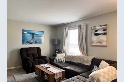 409 King Street, Fairport Harbor, OH 44077 - Photo 2