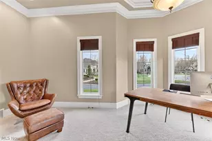7565 Cottonwood Trail, Chagrin Falls, OH 44023 - Photo 8