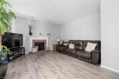 5297 Garfield Boulevard, Sheffield Village, OH 44054 - Photo 12