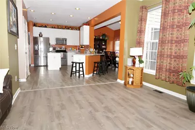 5297 Garfield Boulevard, Sheffield Village, OH 44054 - Photo 6