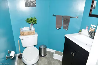 5297 Garfield Boulevard, Sheffield Village, OH 44054 - Photo 12