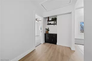 6097 Reno Dr, Louisville, OH 44641 - Photo 18