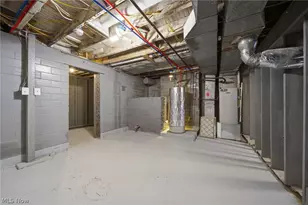 6097 Reno Dr, Louisville, OH 44641 - Photo 34