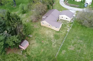 146 Brown Rd, Follansbee, WV 26037 - Photo 6