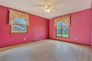 210 Cypress Ave, Louisville, OH 44641 - Photo 26