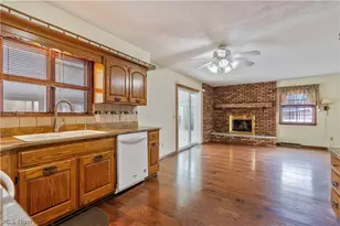 210 Cypress Ave, Louisville, OH 44641 - Photo 14