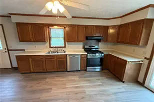 2286 Stonecreek Road SW, New Philadelphia, OH 44663 - Photo 6