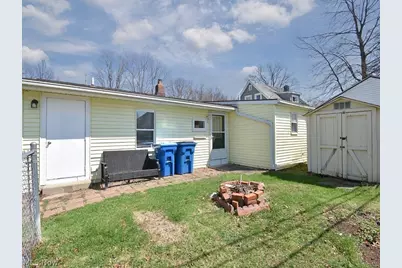 33850 Beachpark Drive, Eastlake, OH 44095 - Photo 28