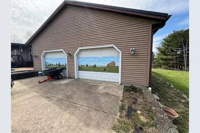 5655 Helen Drive, Zanesville, OH 43701 - Photo 4