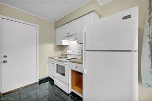 604 Bell Ave, Elyria, OH 44035 - Photo 10