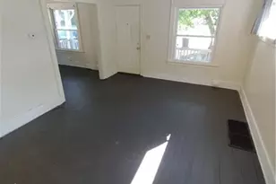 175 Charles Ave NE, Warren, OH 44483 - Photo 2