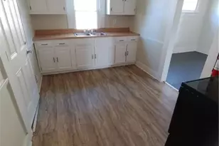 175 Charles Ave NE, Warren, OH 44483 - Photo 6