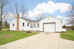 14170 Ravenna Ave NE, Alliance, OH 44601 - Photo 2