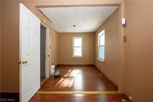 2106 Indiana Way NE, Canton, OH 44705 - Photo 16