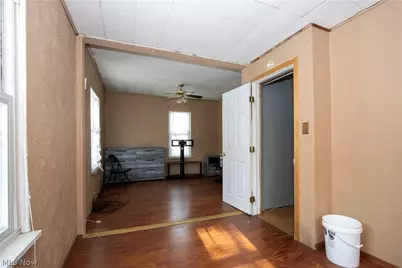 2106 Indiana Way NE, Canton, OH 44705 - Photo 14