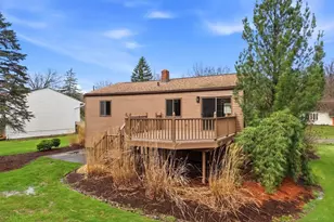 9415 Lawnfield Dr, Twinsburg, OH 44087 - Photo 34