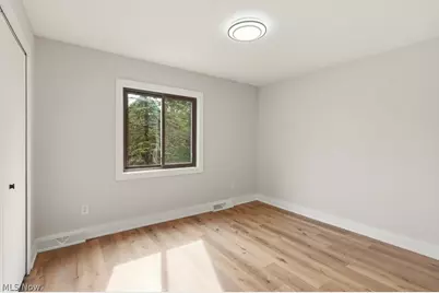 9415 Lawnfield Drive, Twinsburg, OH 44087 - Photo 26