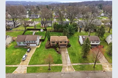 9415 Lawnfield Drive, Twinsburg, OH 44087 - Photo 36