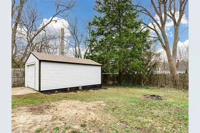 2549 26th Street, Cuyahoga Falls, OH 44223 - Photo 4