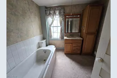 97 W Jefferson Street, Jefferson, OH 44047 - Photo 24