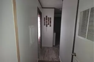 8269 Russell Ln, Loveland, OH 44109 - Photo 8