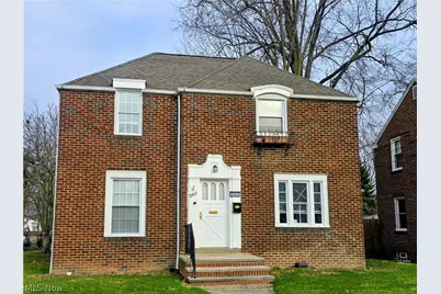 563 E 260th Street, Euclid, OH 44132 - Photo 1