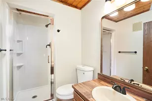 1722 Treetop Trail, Akron, OH 44313 - Photo 12