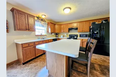 107 Cedar, Chardon, OH 44024 - Photo 14