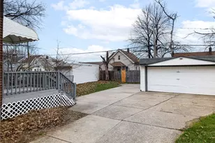 19307 Kildeer Ave, Loveland, OH 44119 - Photo 2