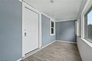 872 Cole Ave, Akron, OH 44306 - Photo 6