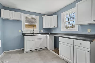 872 Cole Avenue, Akron, OH 44306 - Photo 16