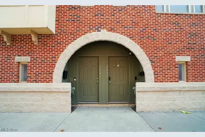 2055 E 36th Street, Loveland, OH 44115 - Photo 2